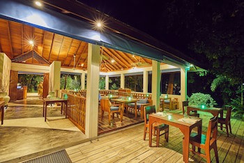 Centara Grand Island Resort & Spa Maldives