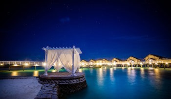 Centara Grand Island Resort & Spa Maldives
