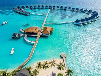 Centara Grand Island Resort & Spa Maldives