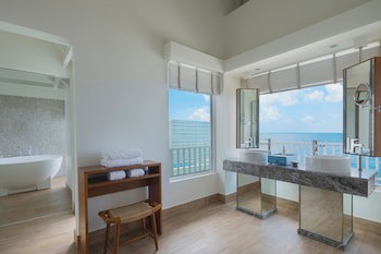 Centara Grand Island Resort & Spa Maldives
