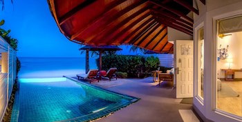 Centara Grand Island Resort & Spa Maldives