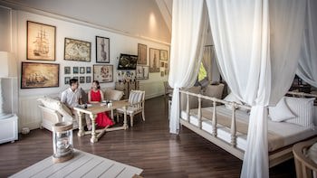 Centara Grand Island Resort & Spa Maldives