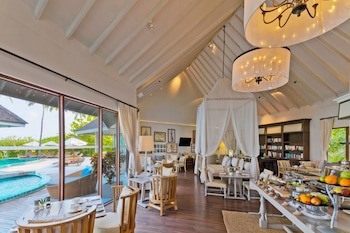 Centara Grand Island Resort & Spa Maldives