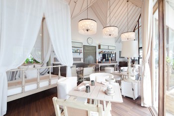 Centara Grand Island Resort & Spa Maldives