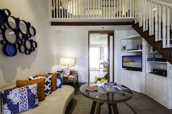 Centara Grand Island Resort & Spa Maldives