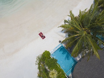 Centara Grand Island Resort & Spa Maldives