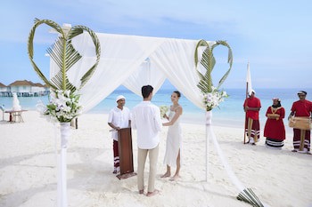 Centara Grand Island Resort & Spa Maldives