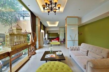 Abloom Exclusive Serviced Apartments