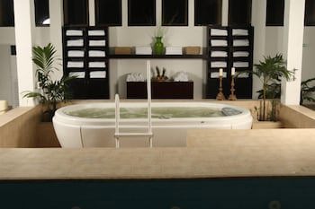 Clear Essence California Spa & Wellness Resort