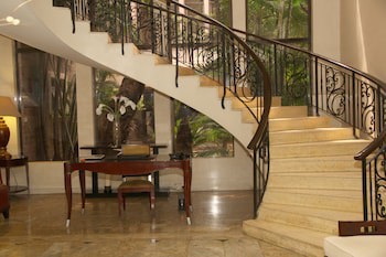 Clear Essence California Spa & Wellness Resort