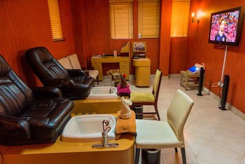 Clear Essence California Spa & Wellness Resort