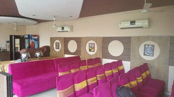 Classic 7 Hotel & Restaurant