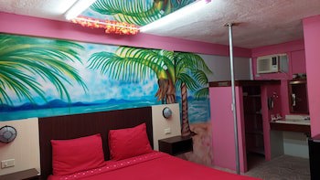 Best Time Inn Hotel - Car Rental