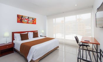 122 Plaza Apartahotel