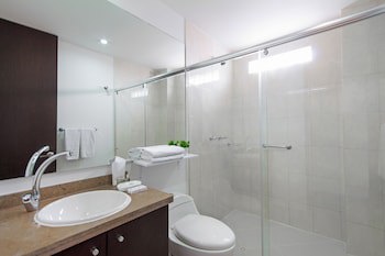 122 Plaza Apartahotel