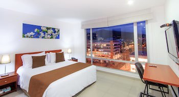 122 Plaza Apartahotel