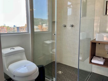 122 Plaza Apartahotel