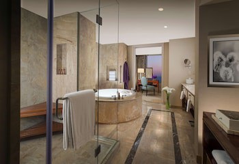 Conrad Macao