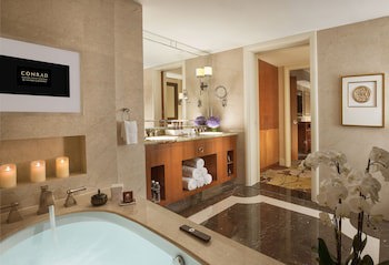Conrad Macao
