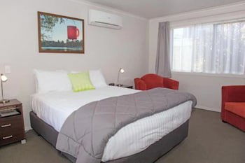 Arena Court Motel