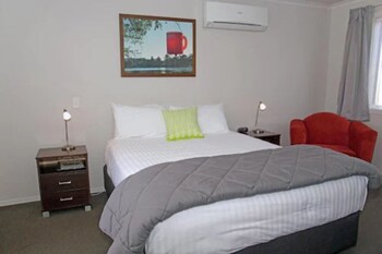 Arena Court Motel
