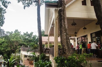 Chang Cliff Resort