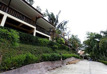 Chang Cliff Resort