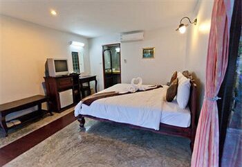 Chang Cliff Resort