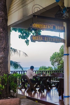 Chang Cliff Resort