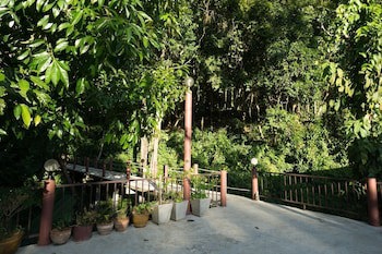 Chang Cliff Resort