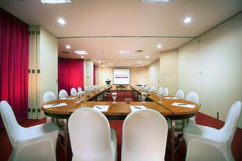 Favehotel Mex Tunjungan Surabaya