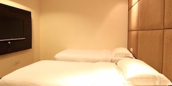 Country Hotel