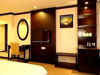Country Hotel