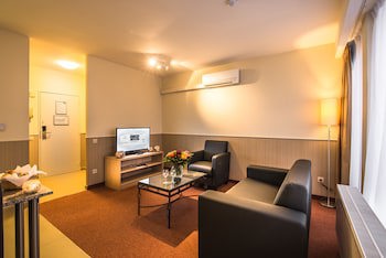 Arass Hotel & Business Flats