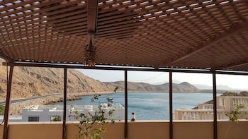 Al Ayjah Plaza Hotel