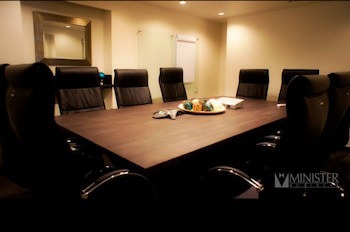 Minister Business Hotel