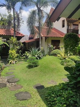 Duta Guest House