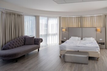 Bastya Conference And Wellness Hotel