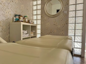 Bastya Conference And Wellness Hotel