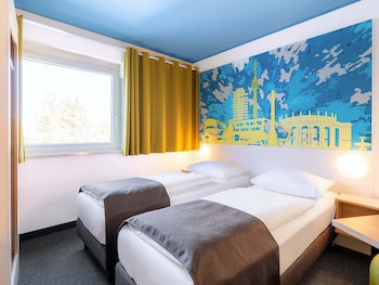 B&B Hotel Stuttgart-City fotoğrafı