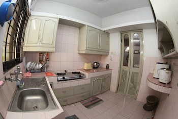 Babylon Garden Serviced Apartments