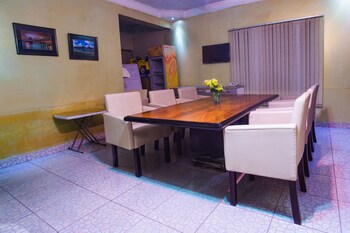 Babylon Garden Serviced Apartments