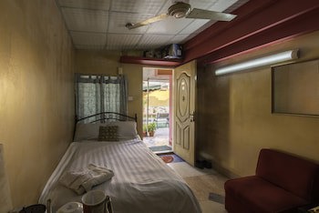 Babylon Garden Serviced Apartments