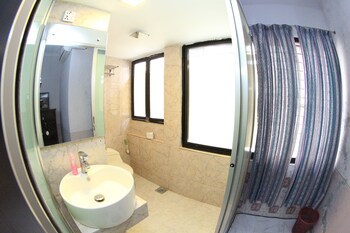 Babylon Garden Serviced Apartments