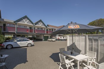 Amross Court Motor Lodge