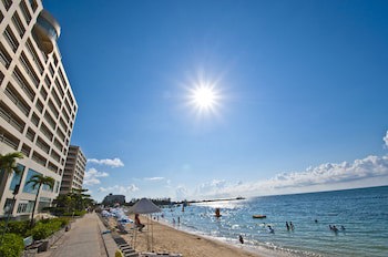 Rizzan Sea Park Hotel Tancha Bay