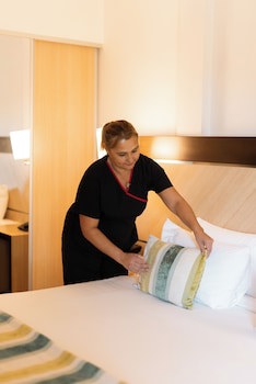 Hotel Plaza Central Canning