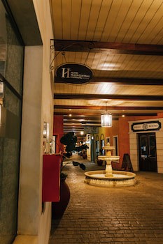 Hotel Plaza Central Canning
