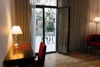 Hotel Plaza Central Canning