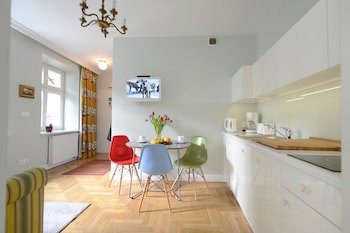 Crystal Suites Chez Helena